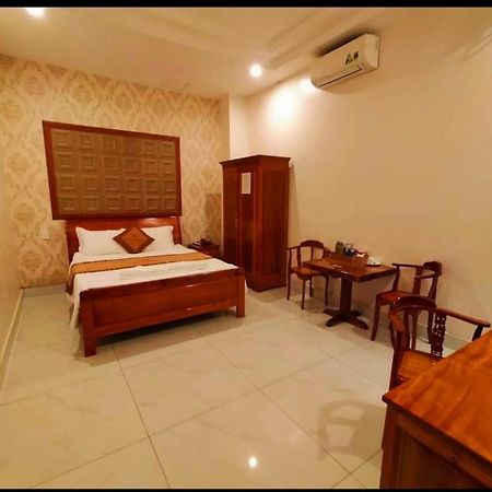 Khách Sạn Tường Vy Rạch Giá Ngoại thất bức ảnh